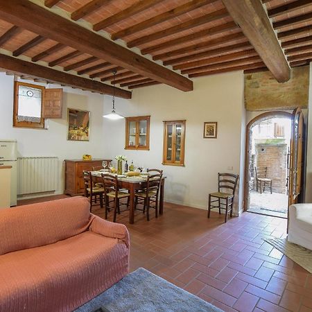 Cozy Apartment In Monticchiello With Wi-Fi Exterior foto